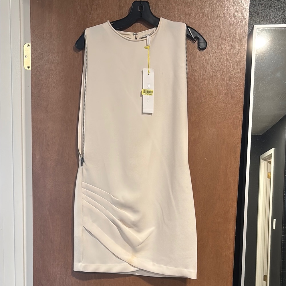 BCBGeneration cream side zipper dress